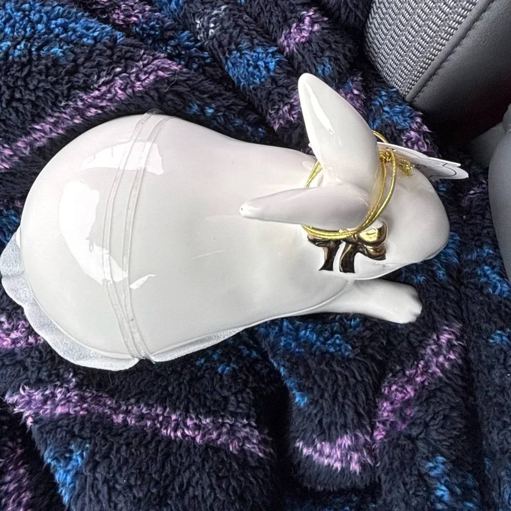 Bunny Butter dish.   Rabbit butter dish.  New